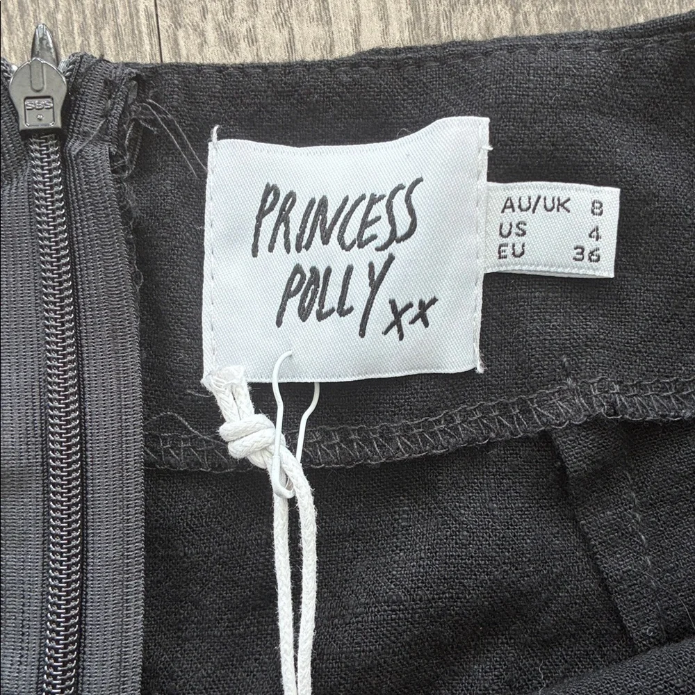 NWT Princess Polly Shelby Mini Skirt ✧ Black ✧ Size 4